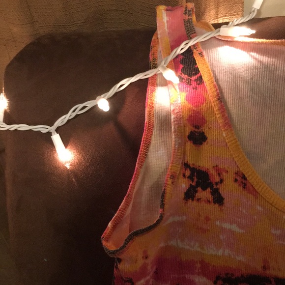 Tight tunic - Picture 2 of 4